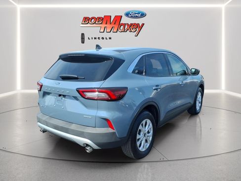 Used 2023 Ford Escape Active AWD/4WD image 4