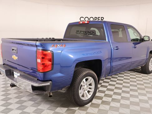 Used 2018 Chevrolet Silverado 1500 LT w/ All Star Edition image 19