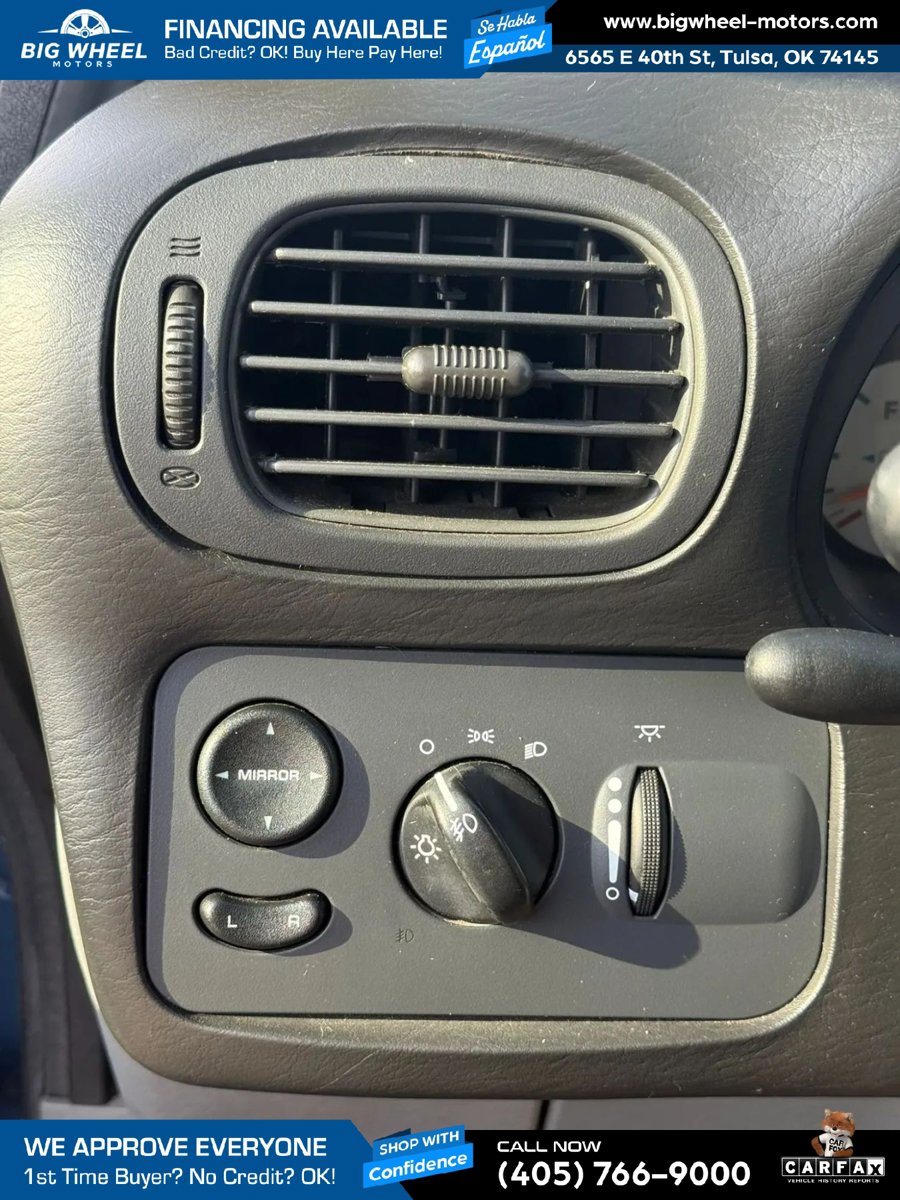 Used 2006 Dodge Grand Caravan SXT FWD image 25