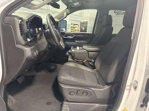 Used 2025 Chevrolet Silverado 2500 LT w/ Convenience Package AWD/4WD image 27