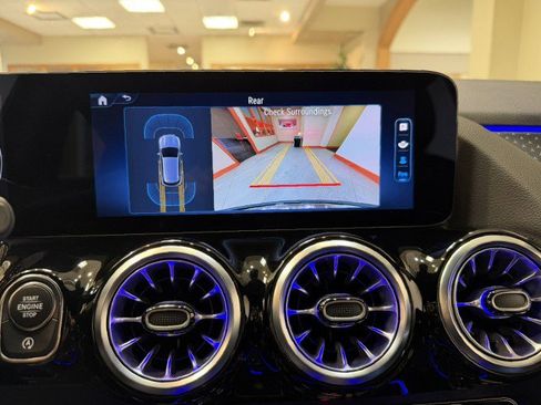 Certified 2025 Mercedes-Benz GLA 250 image 13