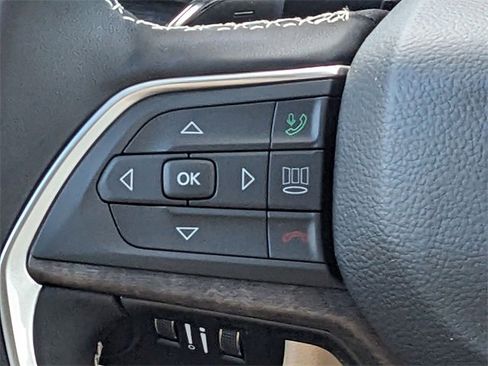 New 2025 Jeep Grand Cherokee Limited image 19