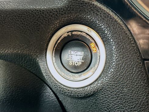 Used 2021 Chrysler 300 S image 21