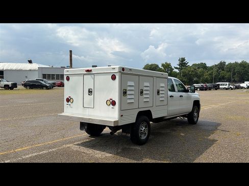Used 2019 Chevrolet Silverado 2500 W/T AWD/4WD image 5