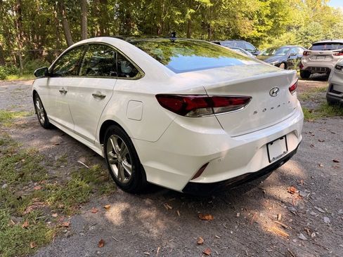 Used 2019 Hyundai Sonata Limited w/ Ultimate Package 04 FWD image 4