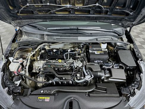 Used 2024 Toyota Corolla LE image 32
