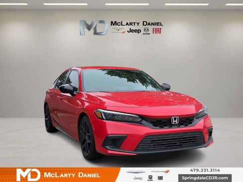 Used 2023 Honda Civic Sport image 1