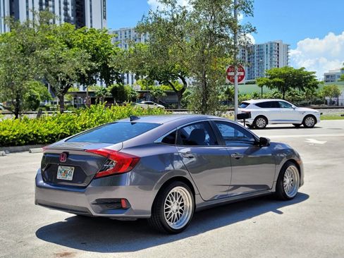 Used 2016 Honda Civic EX-T image 6