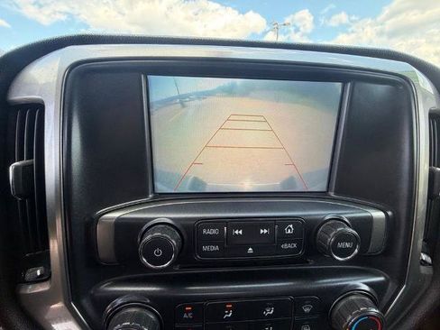 Used 2019 Chevrolet Silverado 1500 LT AWD/4WD image 26