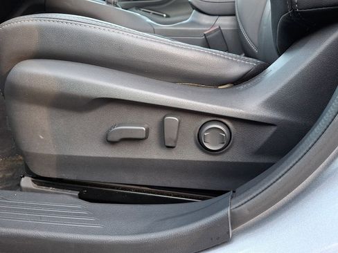 Used 2022 Subaru Outback Limited image 24