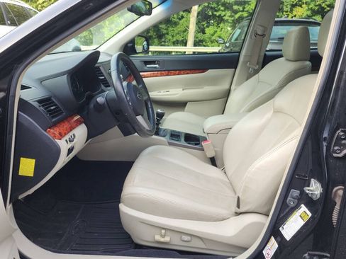 Used 2010 Subaru Legacy 2.5GT Limited AWD/4WD image 13
