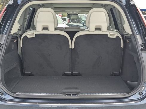 New 2026 Volvo XC90 T8 Ultra w/ Protection Package Premier AWD/4WD image 13