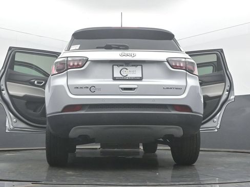 Used 2024 Jeep Compass Limited AWD/4WD image 62