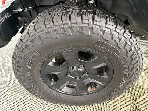 Used 2023 Jeep Gladiator Mojave w/ Trailer Tow Package AWD/4WD image 12