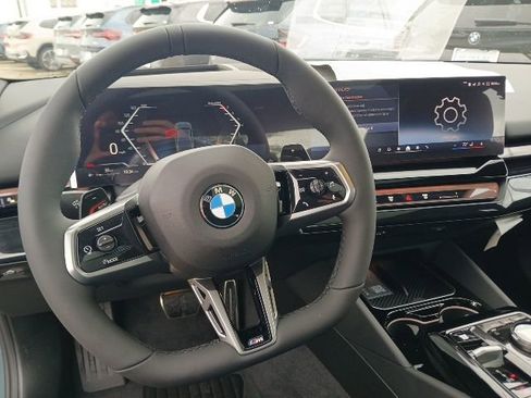 New 2026 BMW 530i RWD image 21
