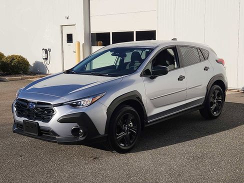 Certified 2025 Subaru Crosstrek 2.0i image 3