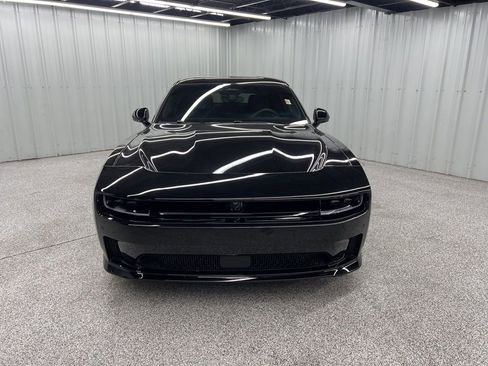 Used 2025 Dodge Charger R/T w/ Quick Order Package 25M R/T image 2