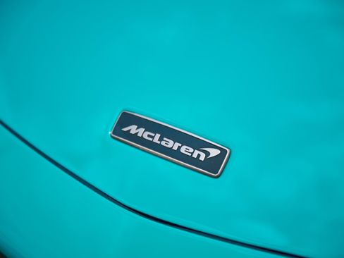Used 2025 McLaren Artura Spider RWD image 25