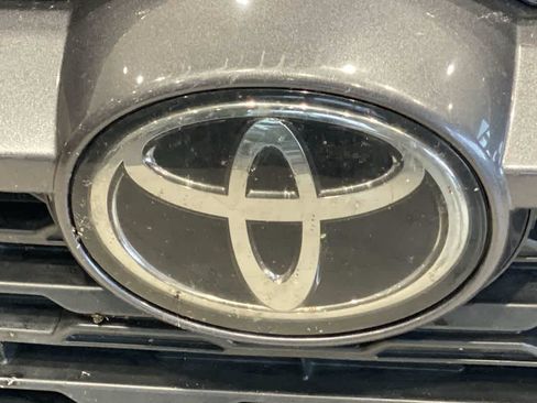Used 2024 Toyota RAV4 LE AWD/4WD image 10