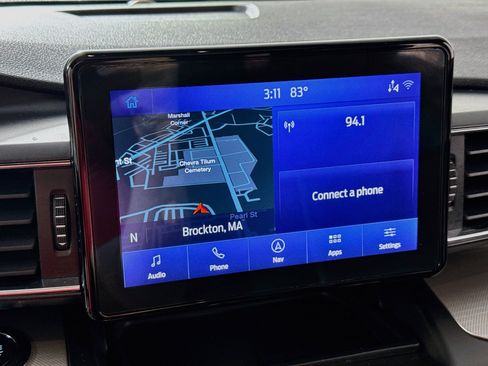 Used 2020 Ford Explorer XLT w/ Equipment Group 202A AWD/4WD image 17