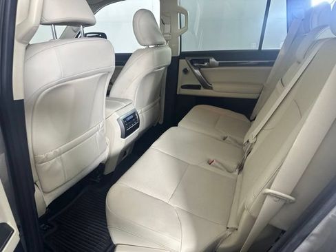 Used 2023 Lexus GX 460 Premium w/ Premium Plus Package AWD/4WD image 18