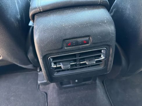 Used 2022 Lincoln Corsair AWD w/ Equipment Group 101A image 14