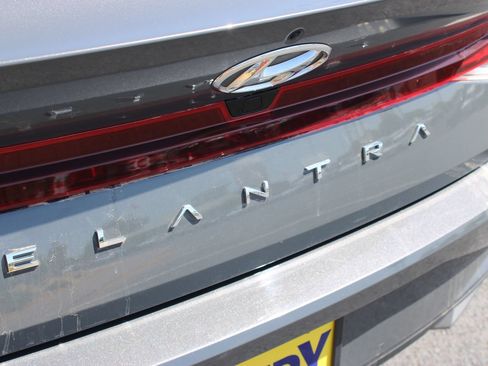 Used 2023 Hyundai Elantra SEL w/ Convenience Package FWD image 27