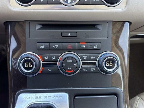 Used 2013 Land Rover Range Rover Sport HSE LUX image 25