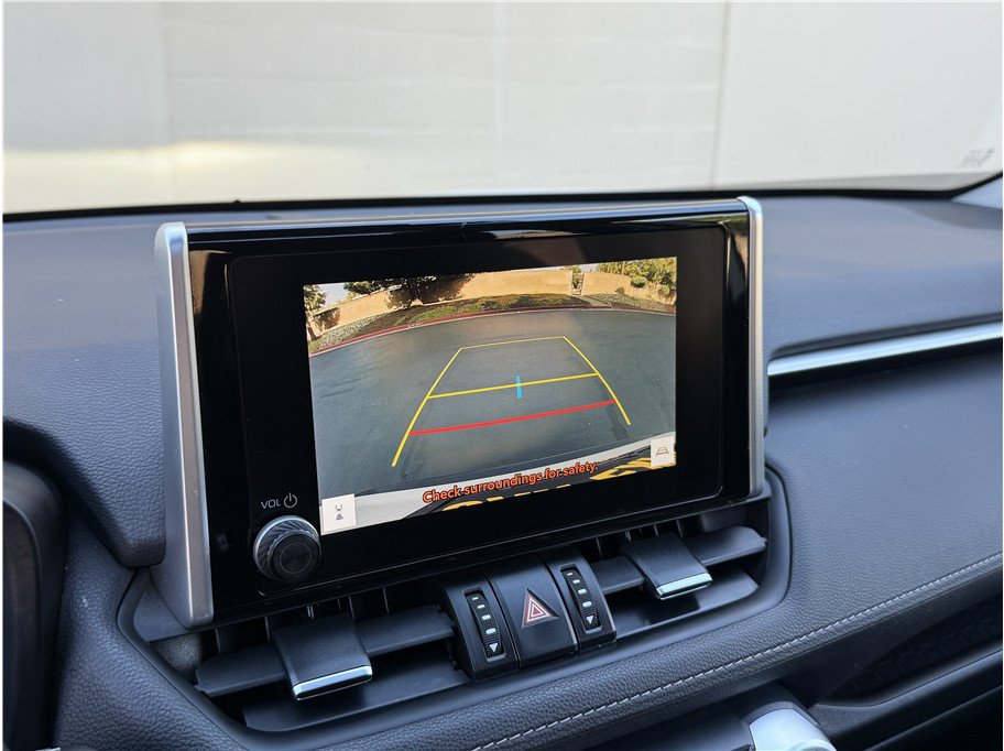 Used 2023 Toyota RAV4 XLE Premium AWD/4WD image 22