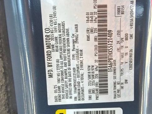 Used 2025 Ford Mustang Coupe RWD image 19