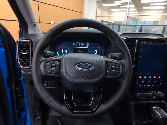 New 2026 Ford Ranger Lariat w/ Black Appearance Package AWD/4WD image 13