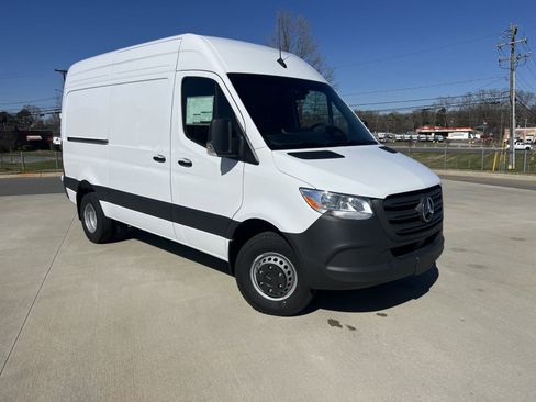 New 2025 Mercedes-Benz Sprinter 3500 image 2