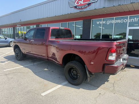 Used 2021 RAM 3500 Big Horn w/ Night Edition AWD/4WD image 4