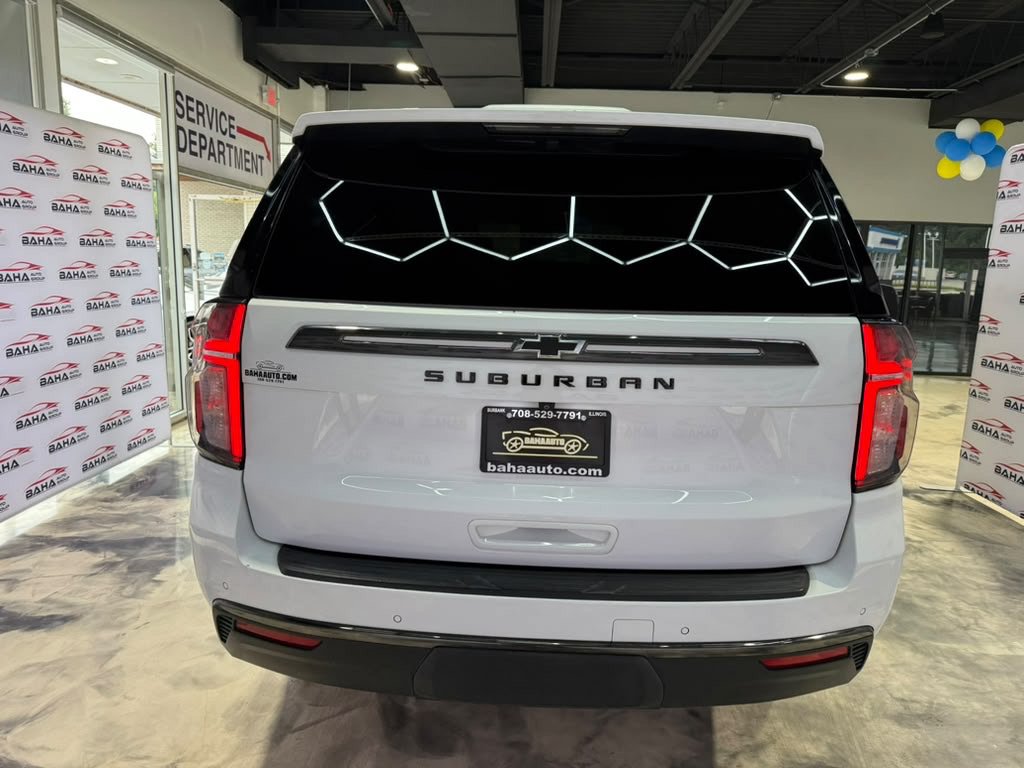 Used 2021 Chevrolet Suburban Z71 w/ Luxury Package AWD/4WD image 8
