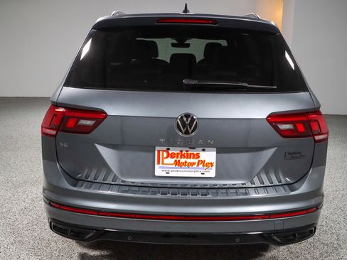 Used 2023 Volkswagen Tiguan SE R-Line FWD image 8