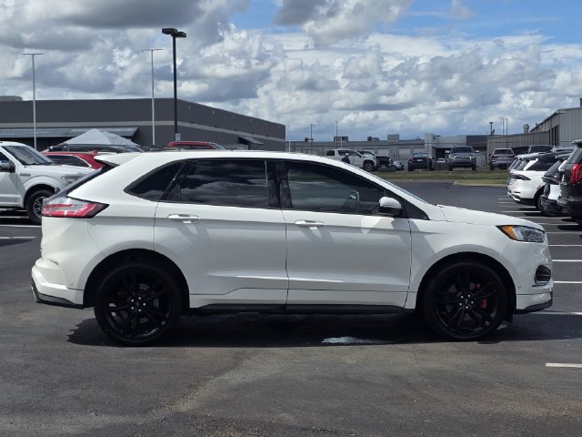 Used 2022 Ford Edge ST w/ Equipment Group 401A AWD/4WD image 3