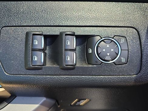 Used 2020 Ford F150 XLT w/ Equipment Group 302A Luxury AWD/4WD image 31