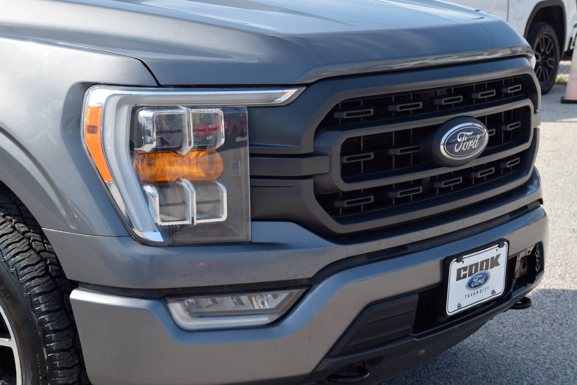 Used 2022 Ford F150 XLT w/ Equipment Group 302A High AWD/4WD image 26