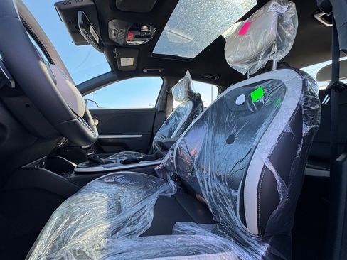 New 2025 Kia K4 GT-Line image 12