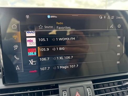 Used 2024 Audi Q5 e Premium Plus image 16