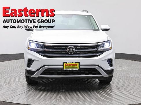 Used 2022 Volkswagen Atlas SE AWD/4WD image 2
