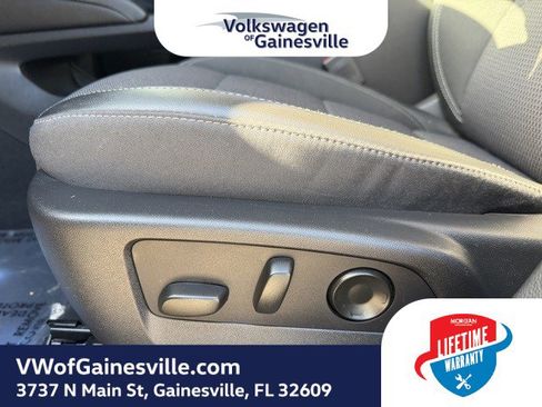 Used 2021 Buick Envision Preferred image 18