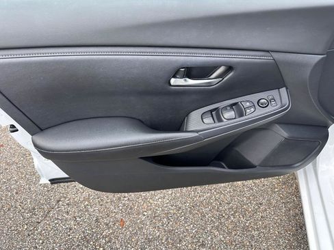 Used 2023 Nissan Sentra SV FWD image 16