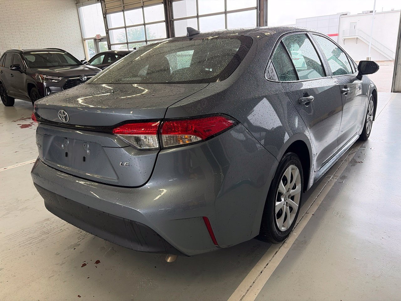 Used 2025 Toyota Corolla LE FWD image 4