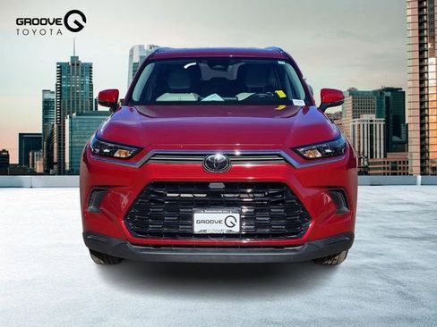 Used 2024 Toyota Grand Highlander XLE image 10