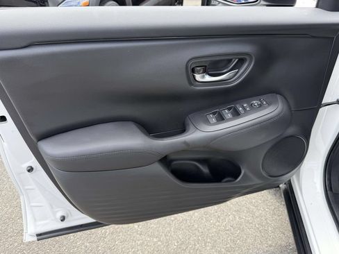 Used 2026 Honda HR-V LX image 17
