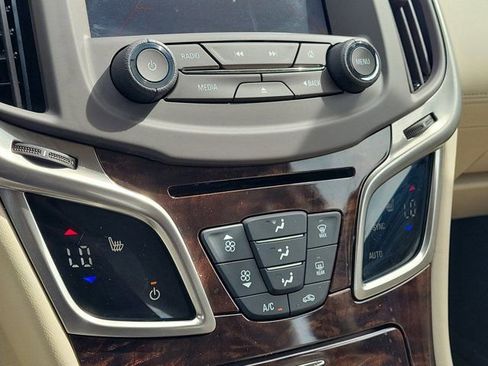 Used 2014 Buick LaCrosse Premium w/ Driver Confidence Package FWD image 26