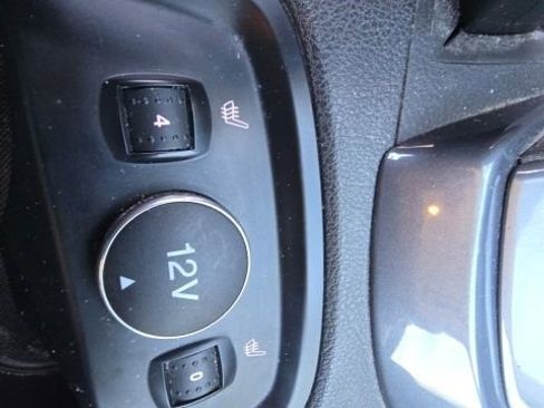 Used 2014 Ford Focus Titanium FWD image 7