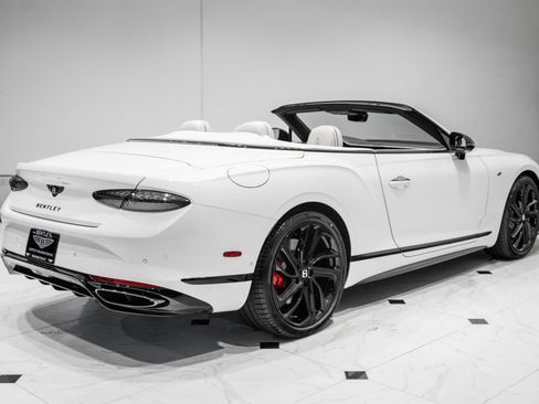 New 2026 Bentley Continental GTC AWD/4WD image 11