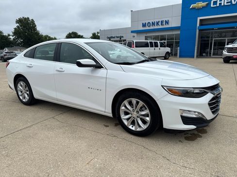 Used 2024 Chevrolet Malibu LT FWD image 1